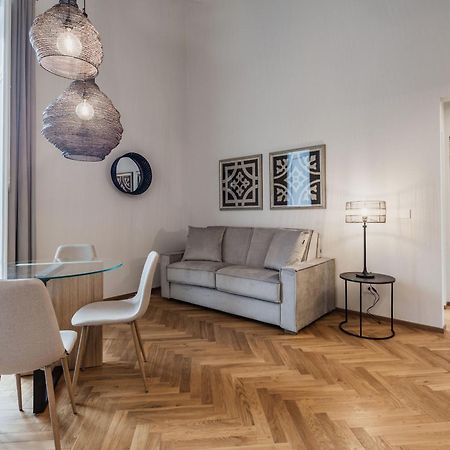 Ferrini Home - Riso 80 Катания Екстериор снимка
